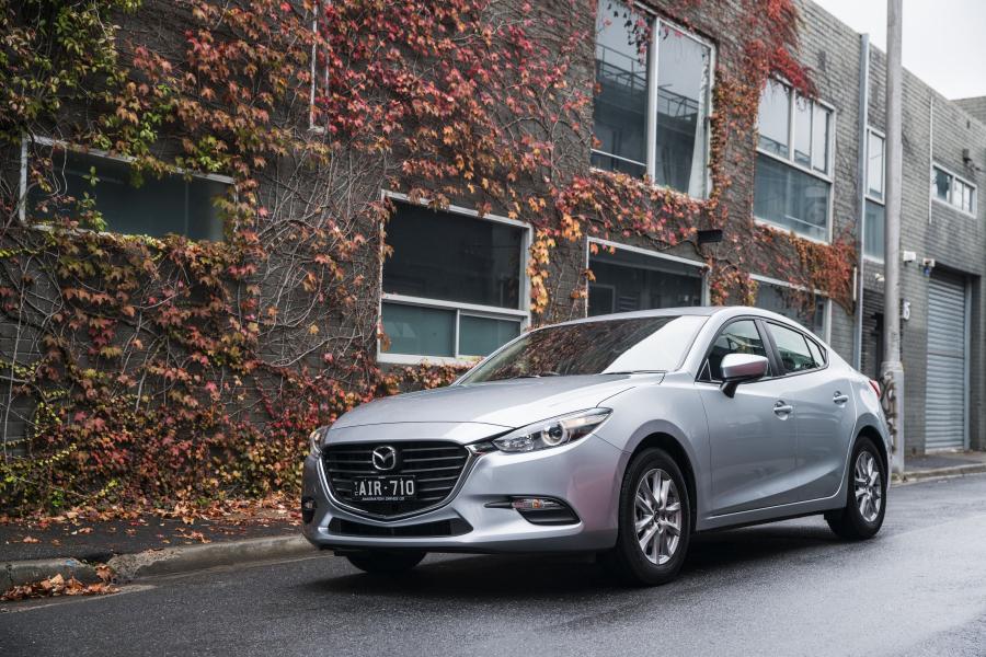  Mazda3 SP25 Astina Sedan (BM) 2016 года  (AU) (фото 37 из 56)